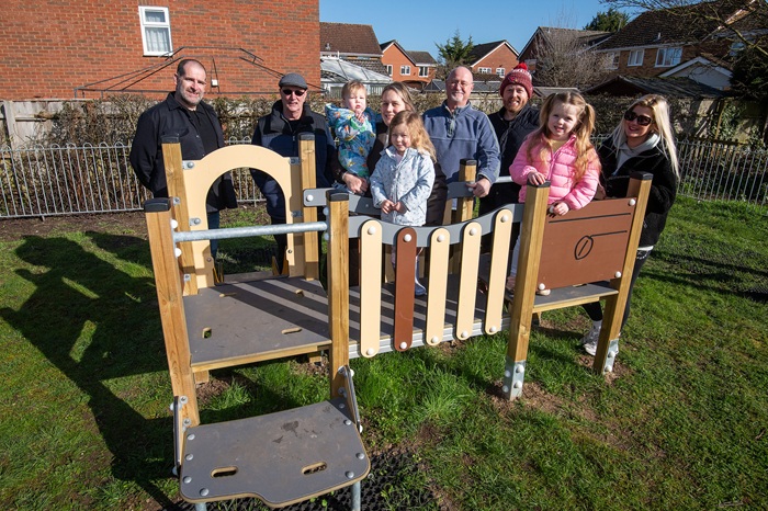 The new play area with Cllr Richard Alecock, Cllr Andy Neal, Louie with mum Kimberley Behenna and her daughter Olivia, Cllr Ian Shipp, Kimberley's partner Daniel Westley, Havana Oot and mum Jessica Oot.