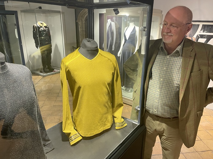 Chris Pine's Star Trek Captain Kirk outfit with Cllr Ian Shipp  Chris Pine's Star Trek Captain Kirk outfit with Cllr Ian Shipp