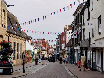 New town centre fund for town councils and Business Improvement Districts