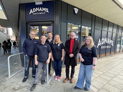 Neil Rayson, James Heather, Tom Crittenden, Toni Binns, Cllr Cliff waterman and Alison Bowers icon